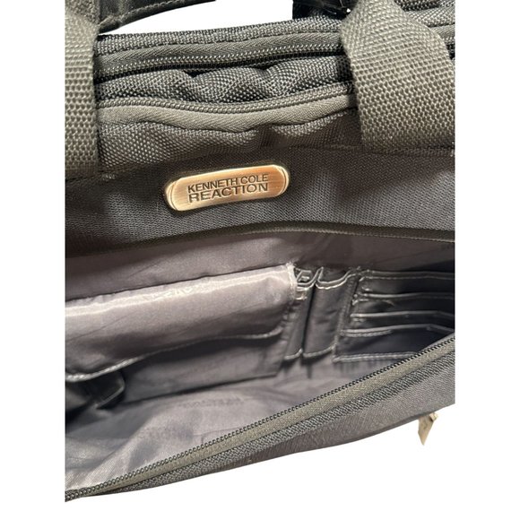 Kenneth Cole Reaction Black Nylon Messenger Computer Bag Carry-On Bag Strap - Picture 3 of 9